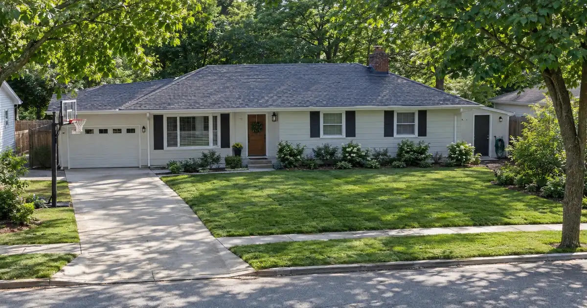 How to Qualify for an FHA Loan on a Second Home After a Job Move