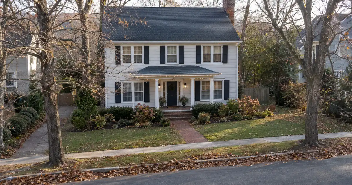 How Mortgage Insurance Changes an FHA 30-Year Fixed Payment