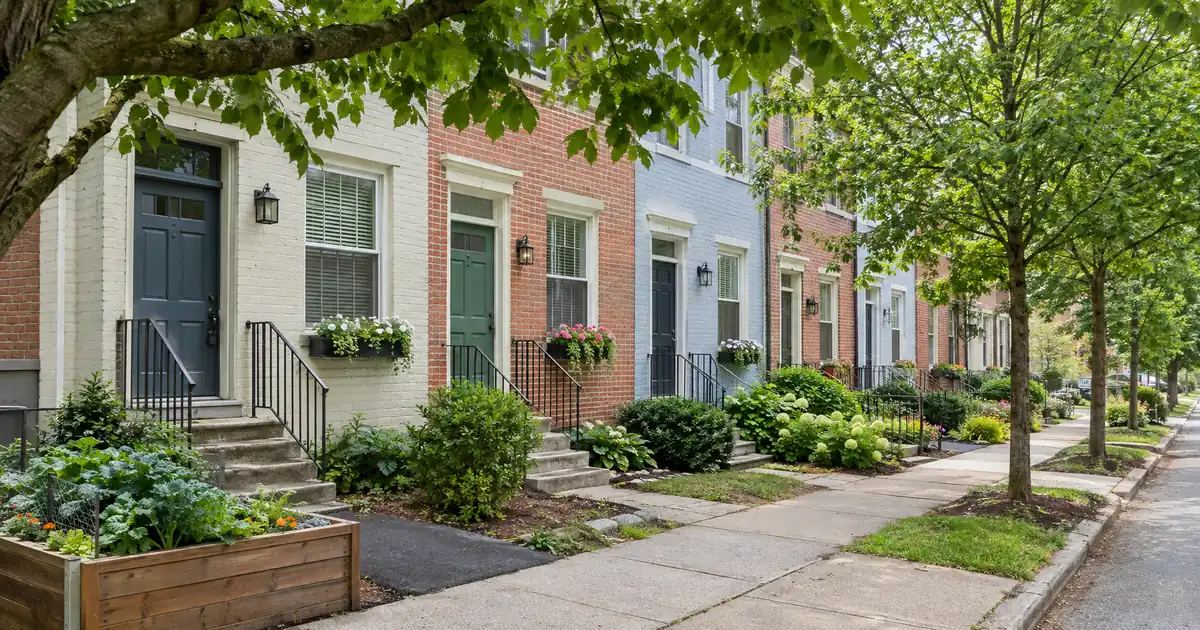 How FHA Loan Underwriting Counts Your Current Mortgage When You Buy Again