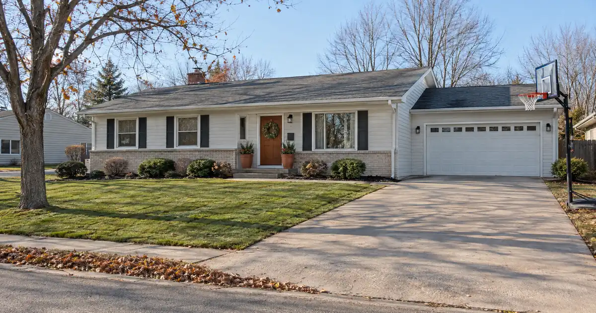 Is an FHA Loan Easier to Qualify for Than a Conventional Loan?