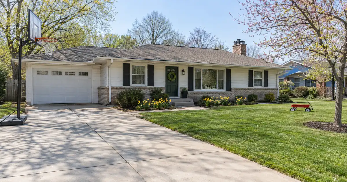 How Lenders Trace Gift Funds From the Donor on an FHA Loan
