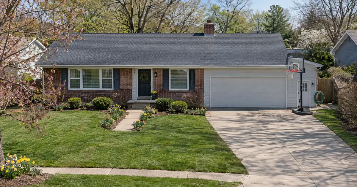 VA Loan vs FHA Loan for a Buyer Not Moving In Yet