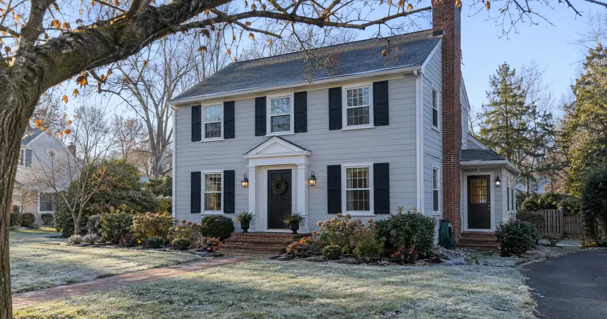 How a VA Loan Appraiser Applies Minimum Property Requirements