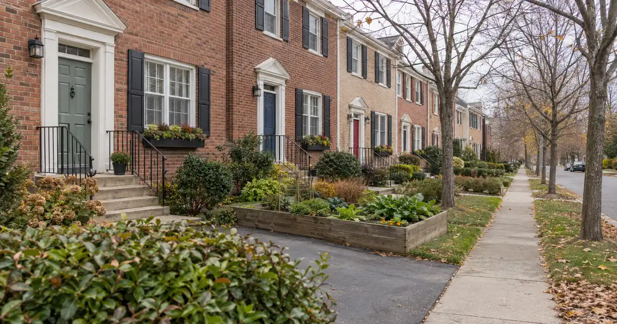 How to Exit a VA Loan Through a Sale or Refinance