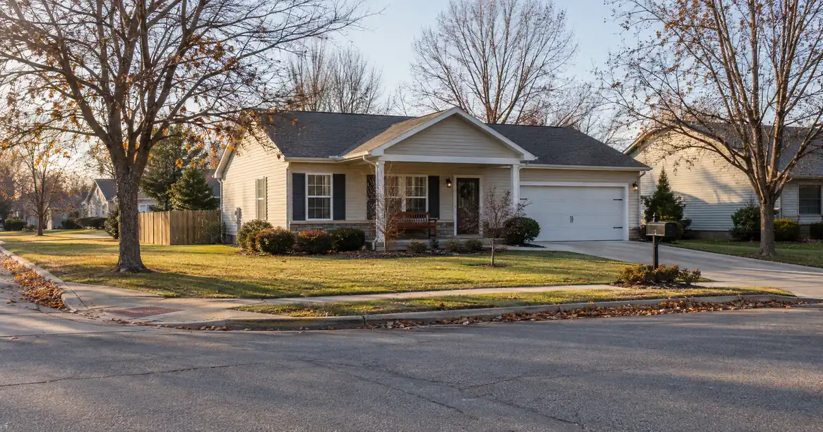 FHA Loan vs Conventional Loan for Buyers Avoiding Mortgage Insurance