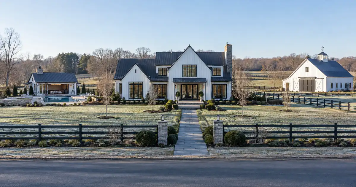 Jumbo Loan vs Builder Financing for a Move-Up New-Construction Buyer