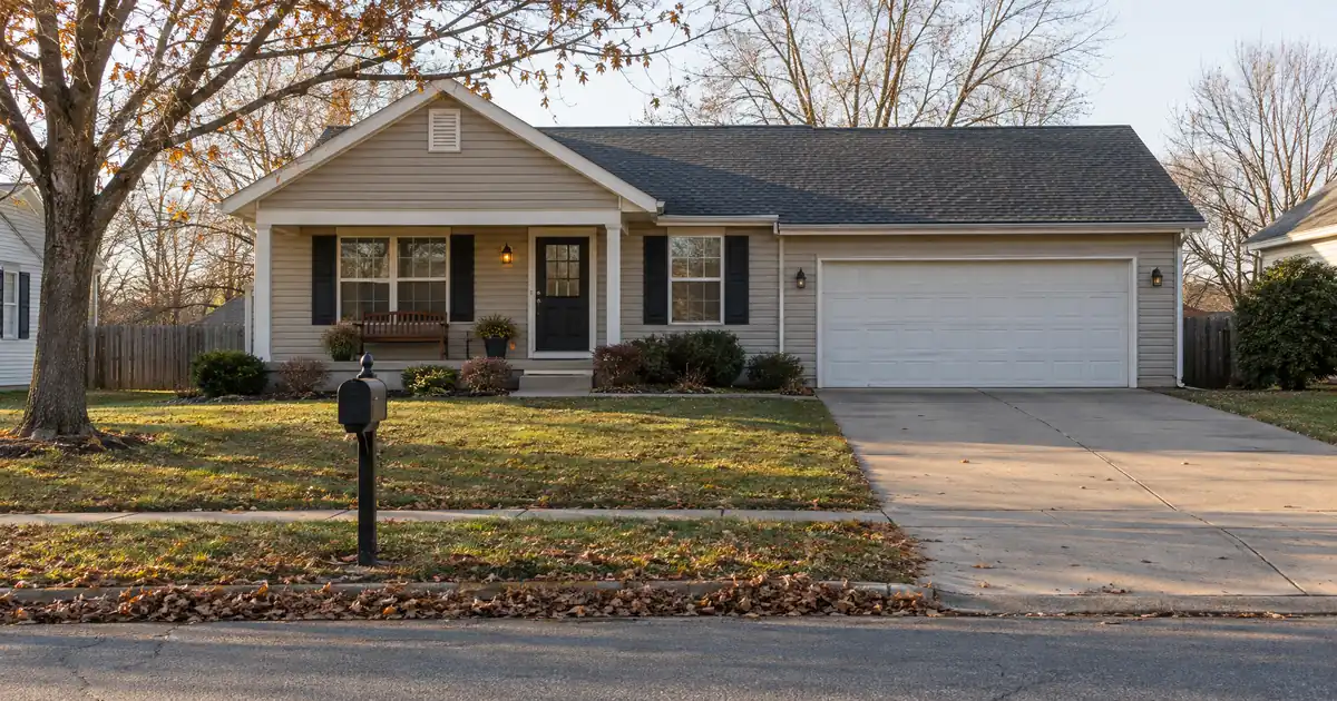 How to Finance a Vacation Home With a Conventional Loan