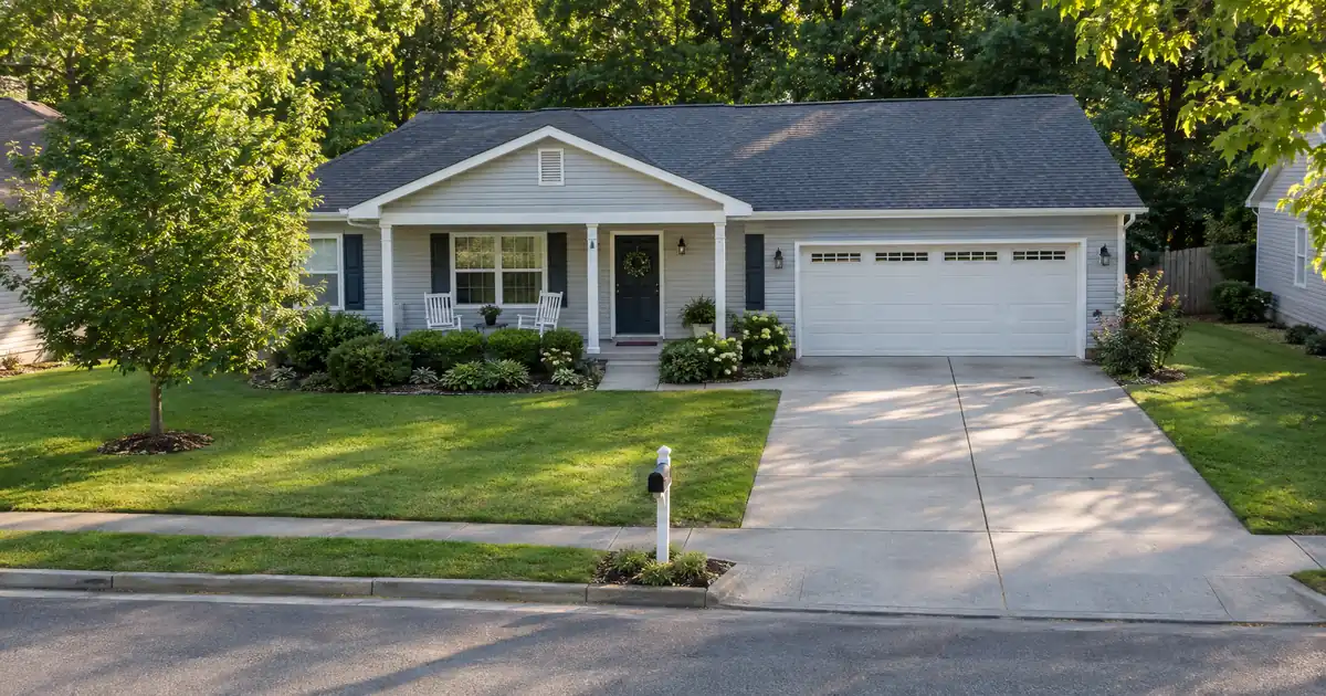How a VA Lender Sizes a Streamline vs Cash-Out Refinance