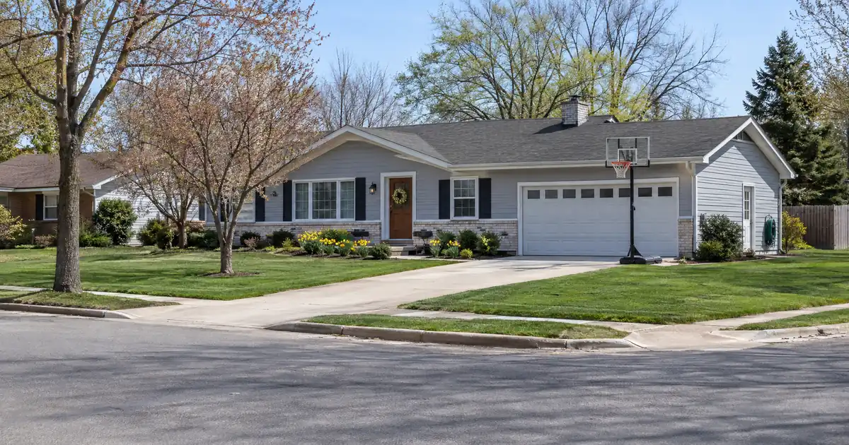 How a VA Lender Sequences VA Cash-Out Refinance Approval