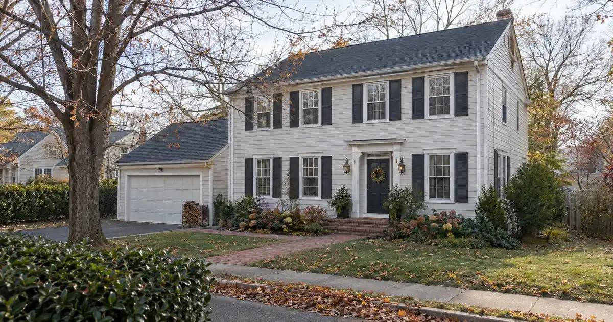 Small Balance Refinance vs Keeping Your Loan for a Homeowner Near Payoff