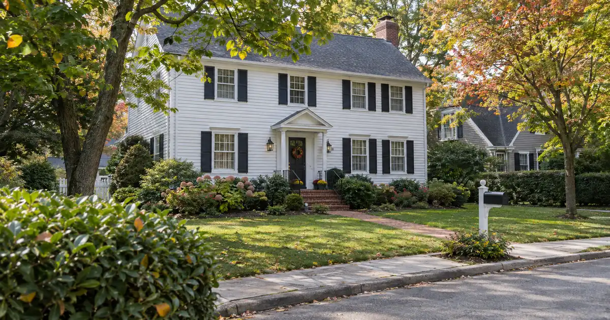 Combined Refinance vs Keeping Your HELOC on a Low First Mortgage