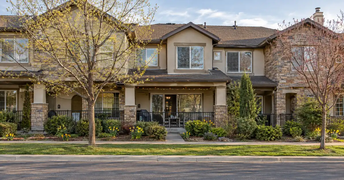 Can You Get a DSCR HELOC on a Warrantable Condo or Townhome?