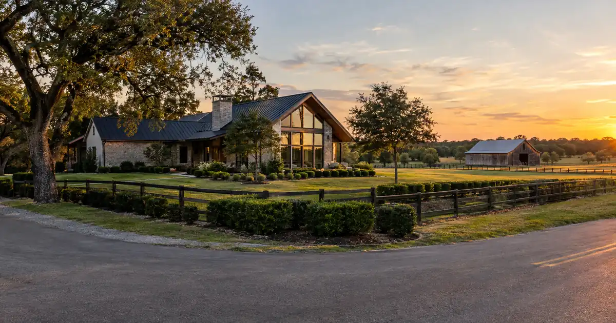 DSCR HELOC vs DSCR Cash-Out Refinance on Texas Acreage Under the Equity Rules