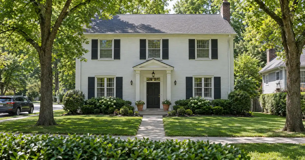 DSCR HELOC vs DSCR Cash-Out Refinance to Buy Before You Sell Your Home