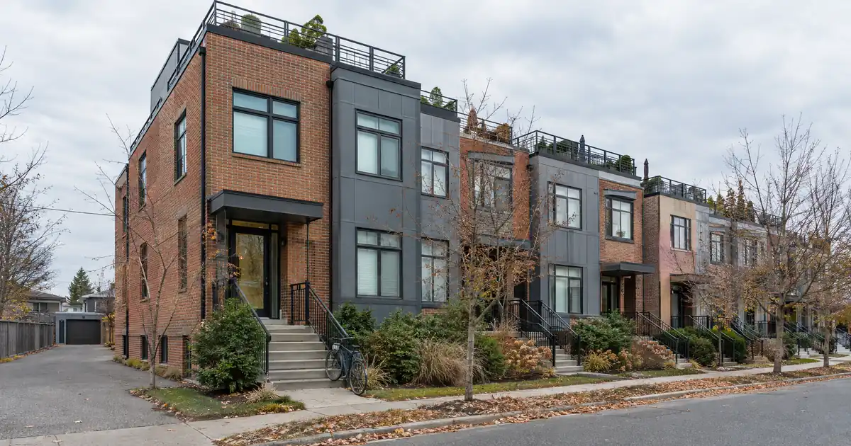 DSCR HELOC vs DSCR Cash-Out Refinance on a Condo Behind an Existing First Mortgage