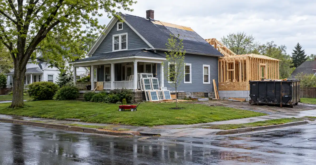 DSCR HELOC vs DSCR Cash-Out Refinance for Owners Deciding on a Bridge Loan