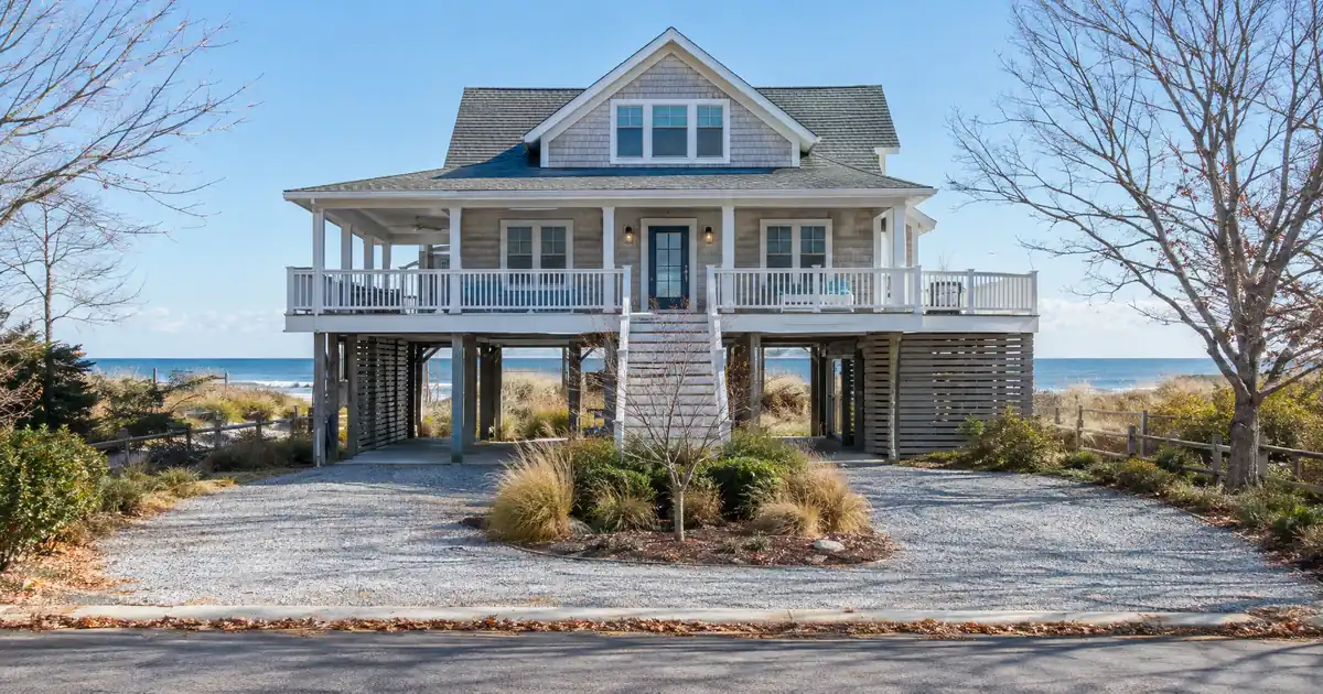 DSCR HELOC vs DSCR Cash-Out Refinance for a Short-Term Rental Borrowing Power