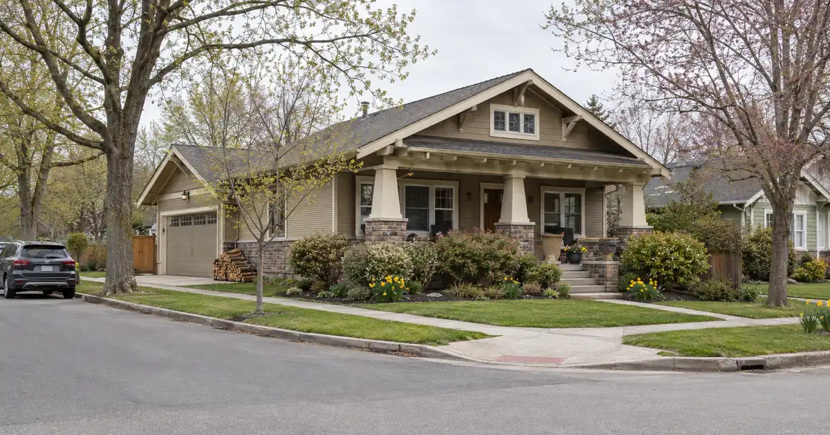 How to Qualify for a Bank Statement Loan on a Single-Family Property