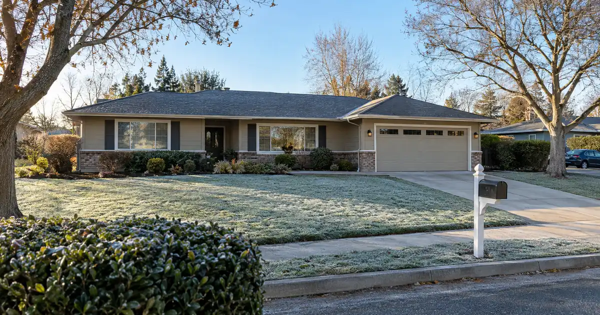 How to Qualify for a 40-Year DSCR Loan as a First-Time Investor