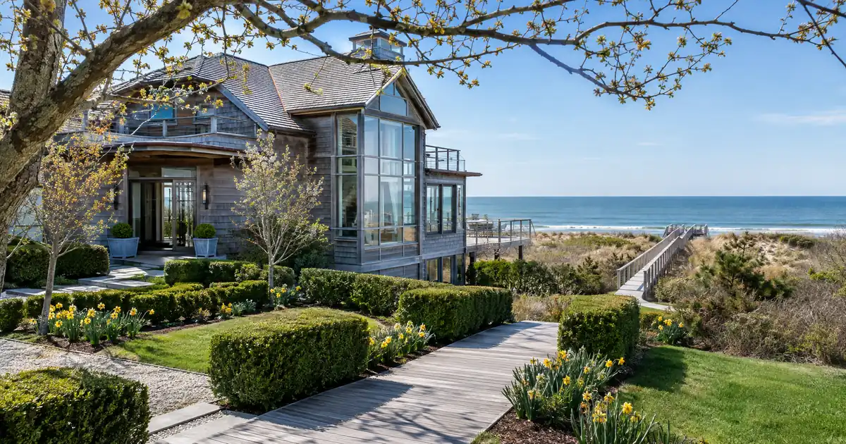 How Big Can a Super Jumbo Self-Employed Mortgage Be?