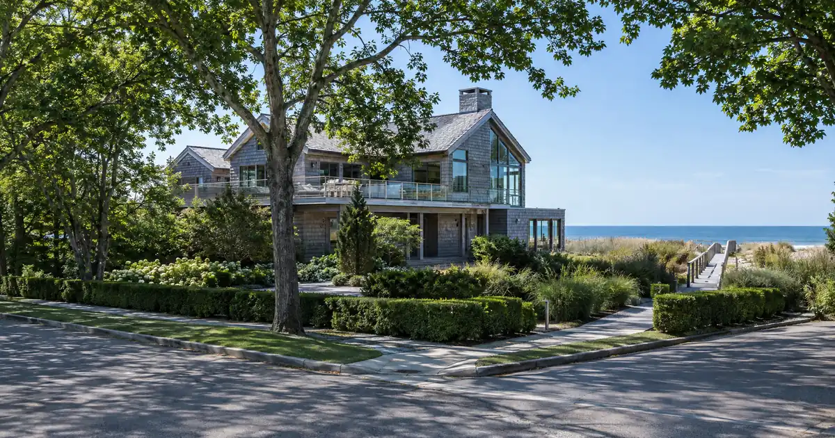 How Hedge Fund Professionals Qualify for a Jumbo Mortgage With Bank Statements