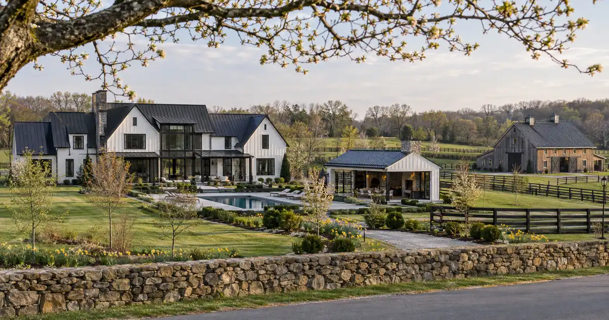 How Content Creators Qualify for a Jumbo Mortgage With Bank Statements