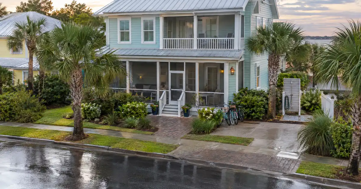 How to Finance an Oceanfront Home With Bank Statements