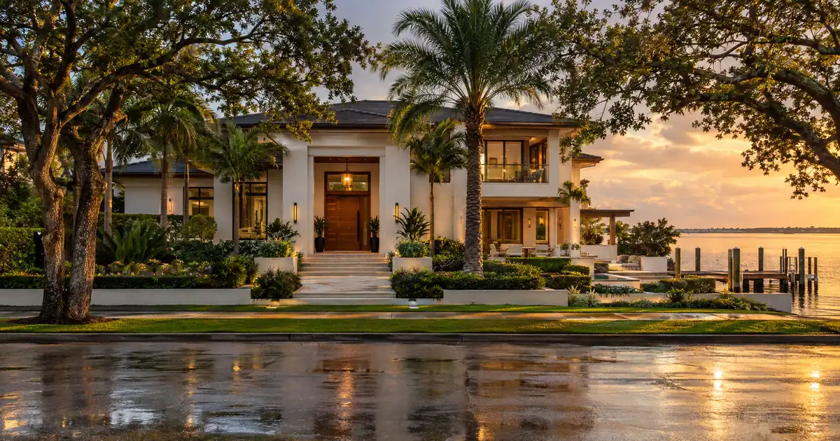 How Trust-Titled Property Qualifies for a Super Jumbo Bank Statement Loan