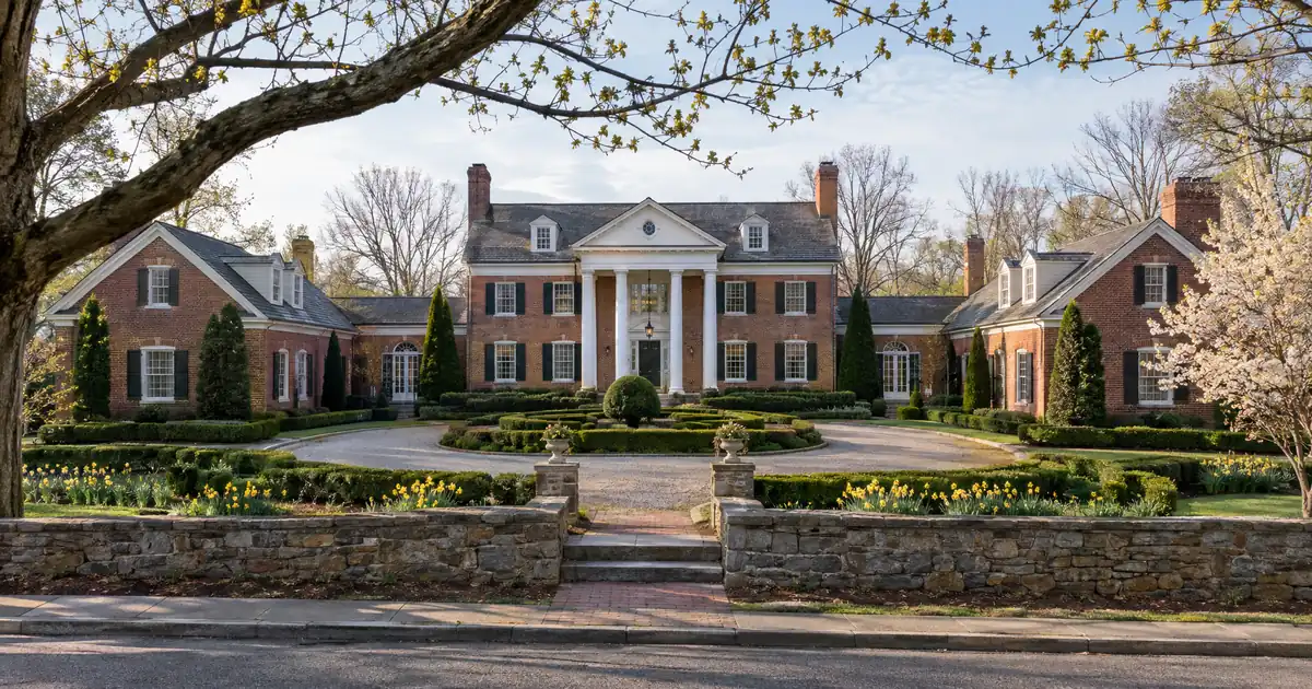 How a Super Jumbo Mortgage Works for Consultants