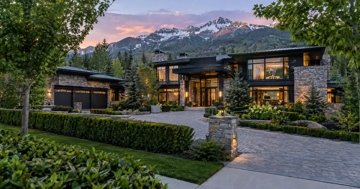 How a Super Jumbo Mortgage Works for Real Estate Developers