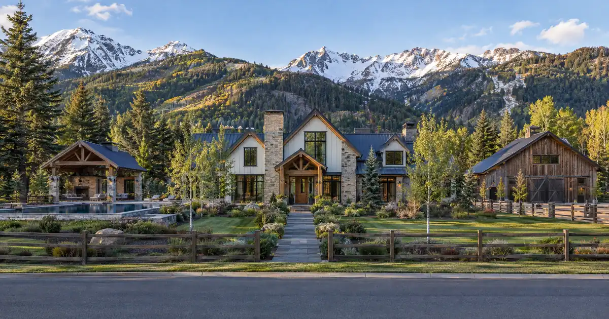 How a Bank Statement Jumbo Loan Works in Aspen