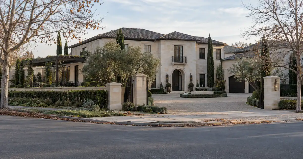 Can a Luxury STR Operator Use Bank Statements on a Second Home?