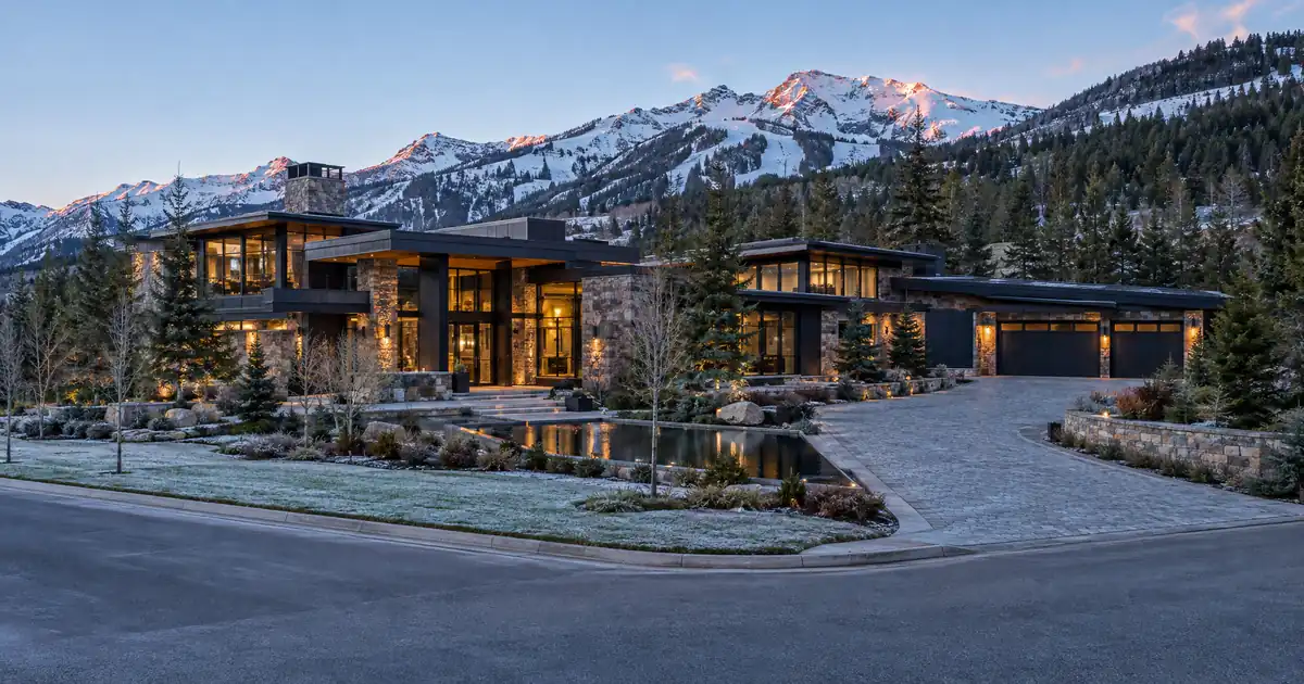 How a Practice Owner Borrows More With a 40-Year Super Jumbo Loan