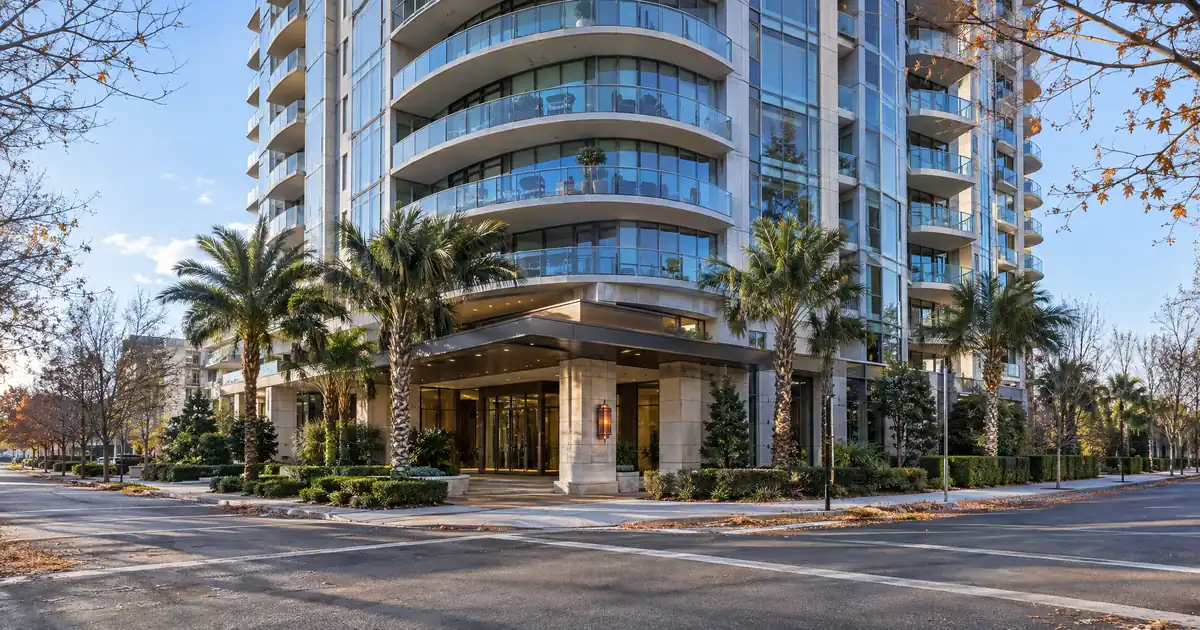 How to Get a Super Jumbo Bank Statement Loan on a Condotel Unit