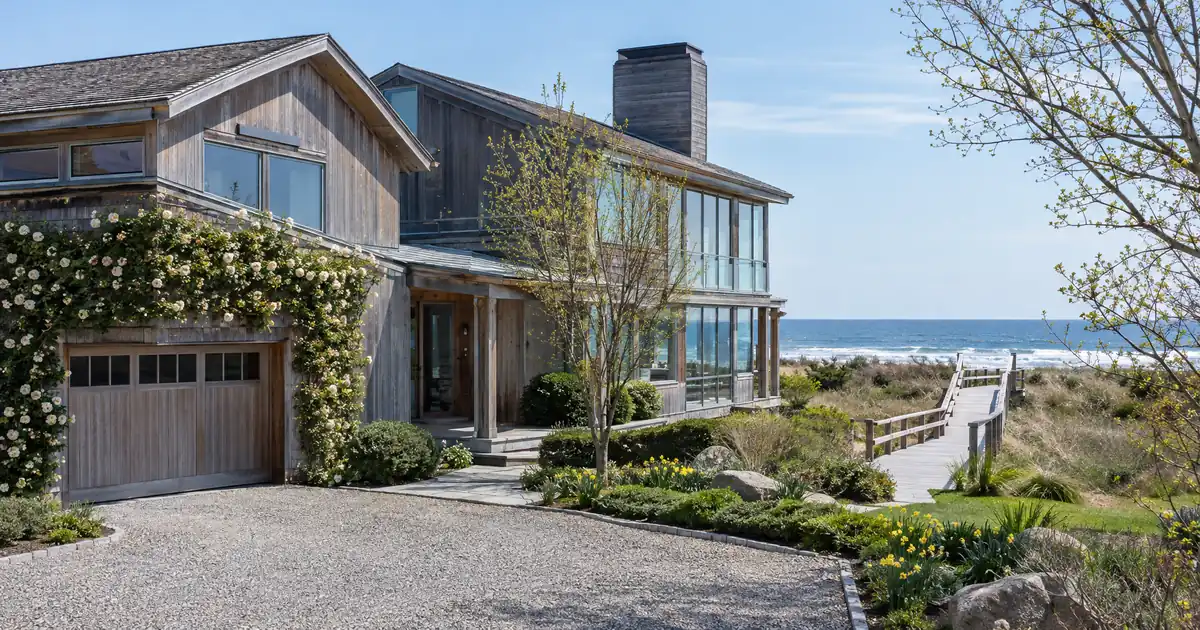 Can a Founder Pledge Art or a Yacht on a Super Jumbo Bank Statement Loan?