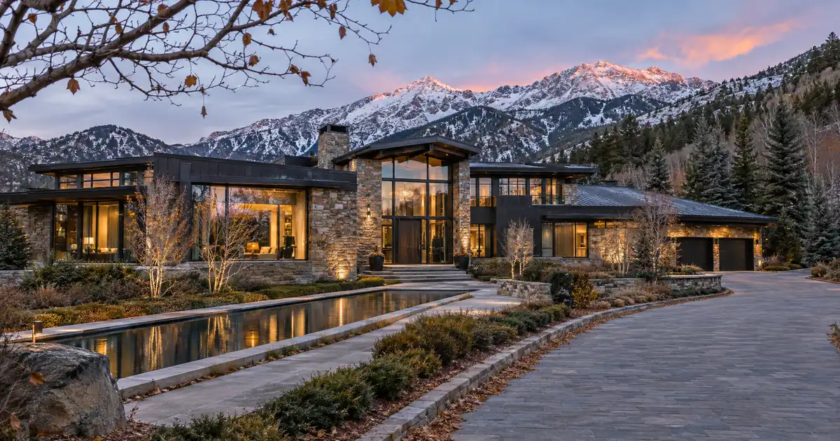 Permitted vs Unpermitted Guest House on a Super Jumbo Bank Statement Loan