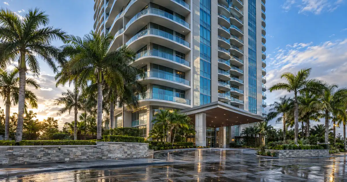 Luxury Condo vs Single-Family Home Financing With a DSCR Loan