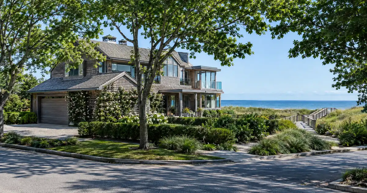 How Much Down Payment Does a Super Jumbo DSCR Loan Need?