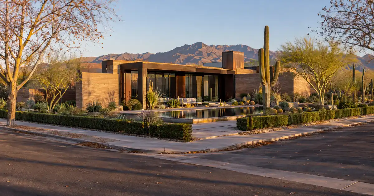 How Investors With Multiple Properties Qualify for a Super Jumbo DSCR Loan