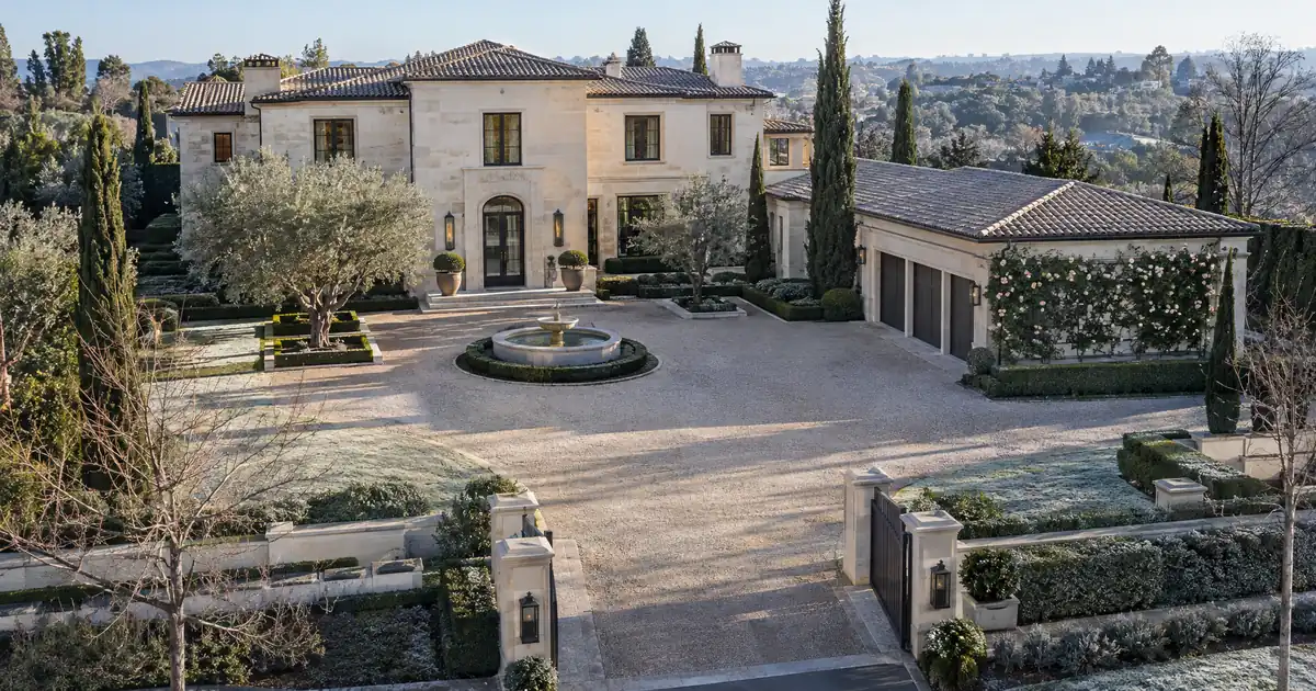 How a High-End Single-Family Rental DSCR Loan Works