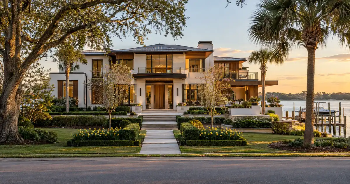 How Super Jumbo DSCR Loans Work for Buyers Moving Off a Pledged Asset Line