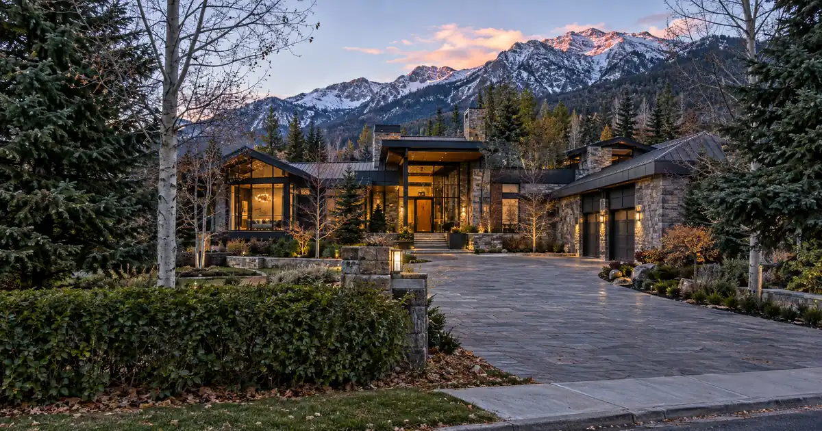 How a Founder Builds an Estate Appraisal Package for Super Jumbo DSCR