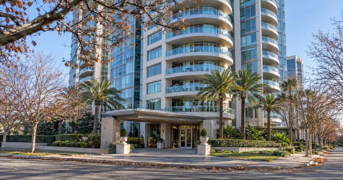 How Super Jumbo DSCR Limits Work on a Non-Warrantable Luxury Condo