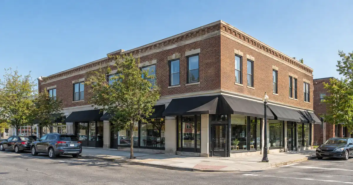 Super Jumbo DSCR vs Commercial Loan for New Construction Multifamily