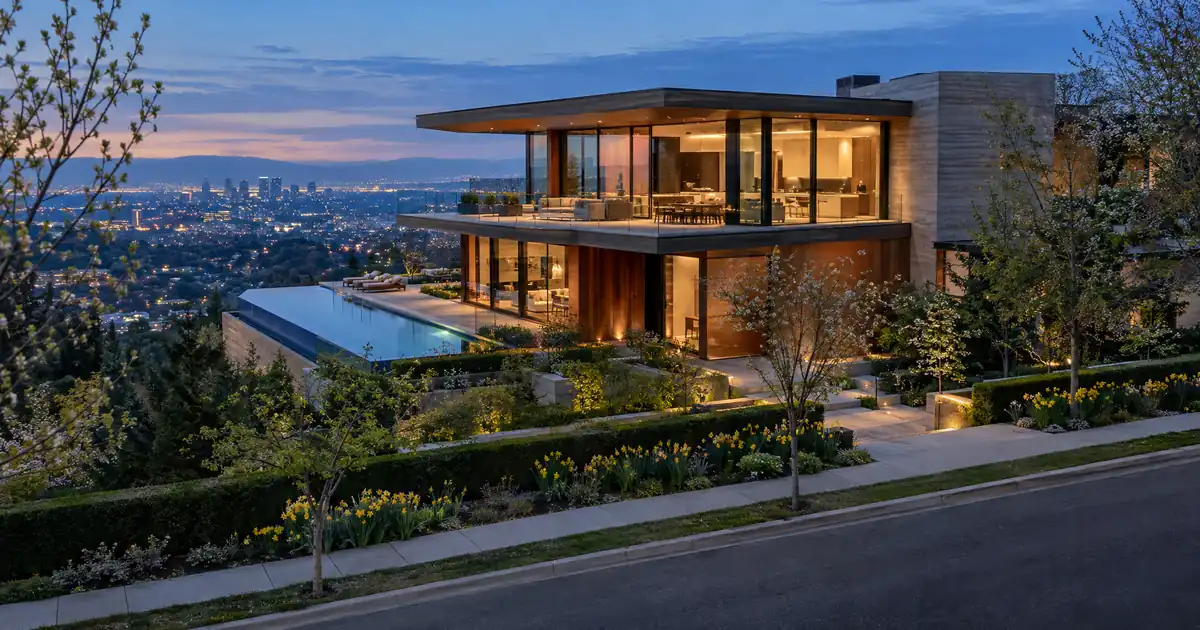 Jumbo Loan vs Super Jumbo DSCR Loan for One Luxury Rental Owner
