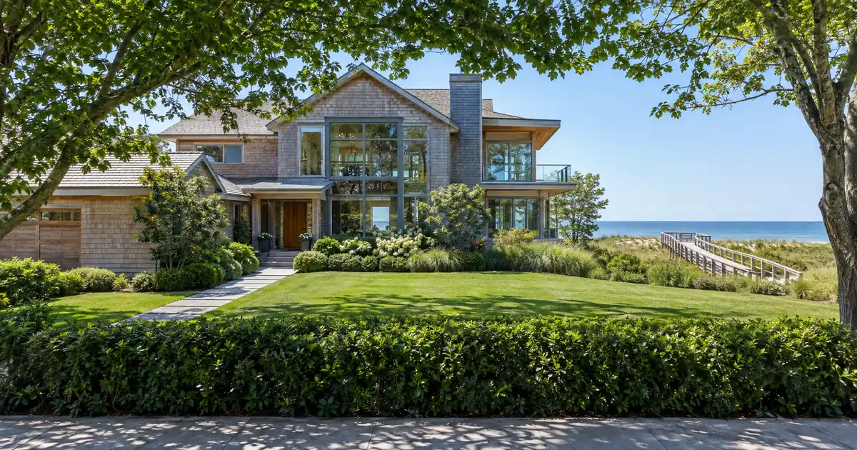 Sibling Buyout With a Super Jumbo DSCR Loan vs Selling the Property