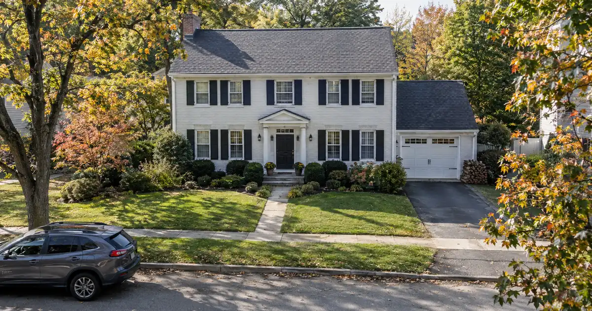 How A Bank Statement Second-home Loan Closes Around Practice Debt?