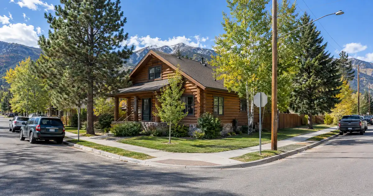 Blanket DSCR Loans In Wyoming: How Multi-property Investors Qualify