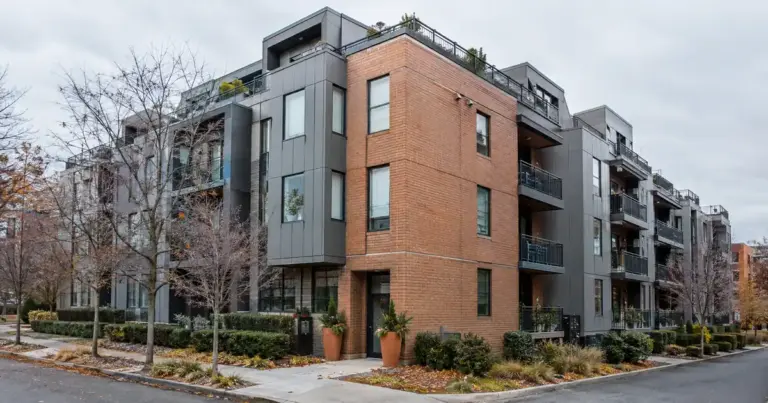 How a Condo Cash-Out Refinance Changes a HELOC Payment