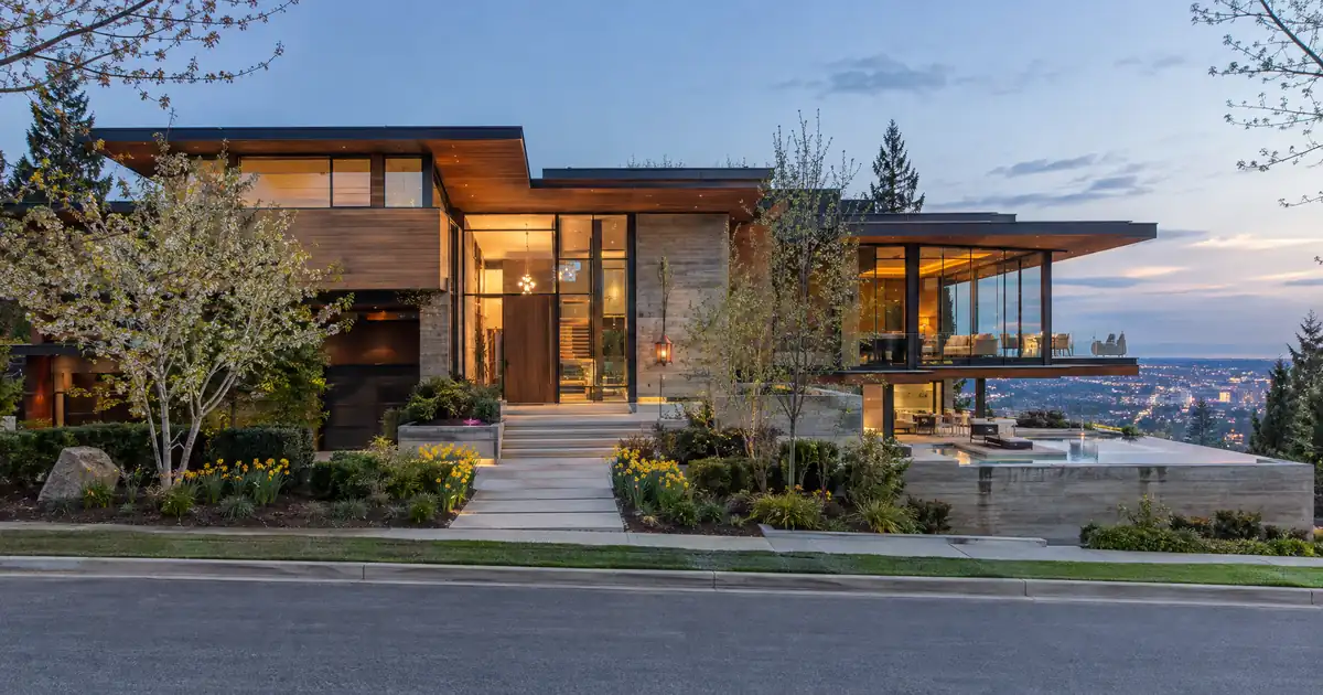 How Cross-collateral Works In A DSCR Portfolio Loan For Luxury Rentals?